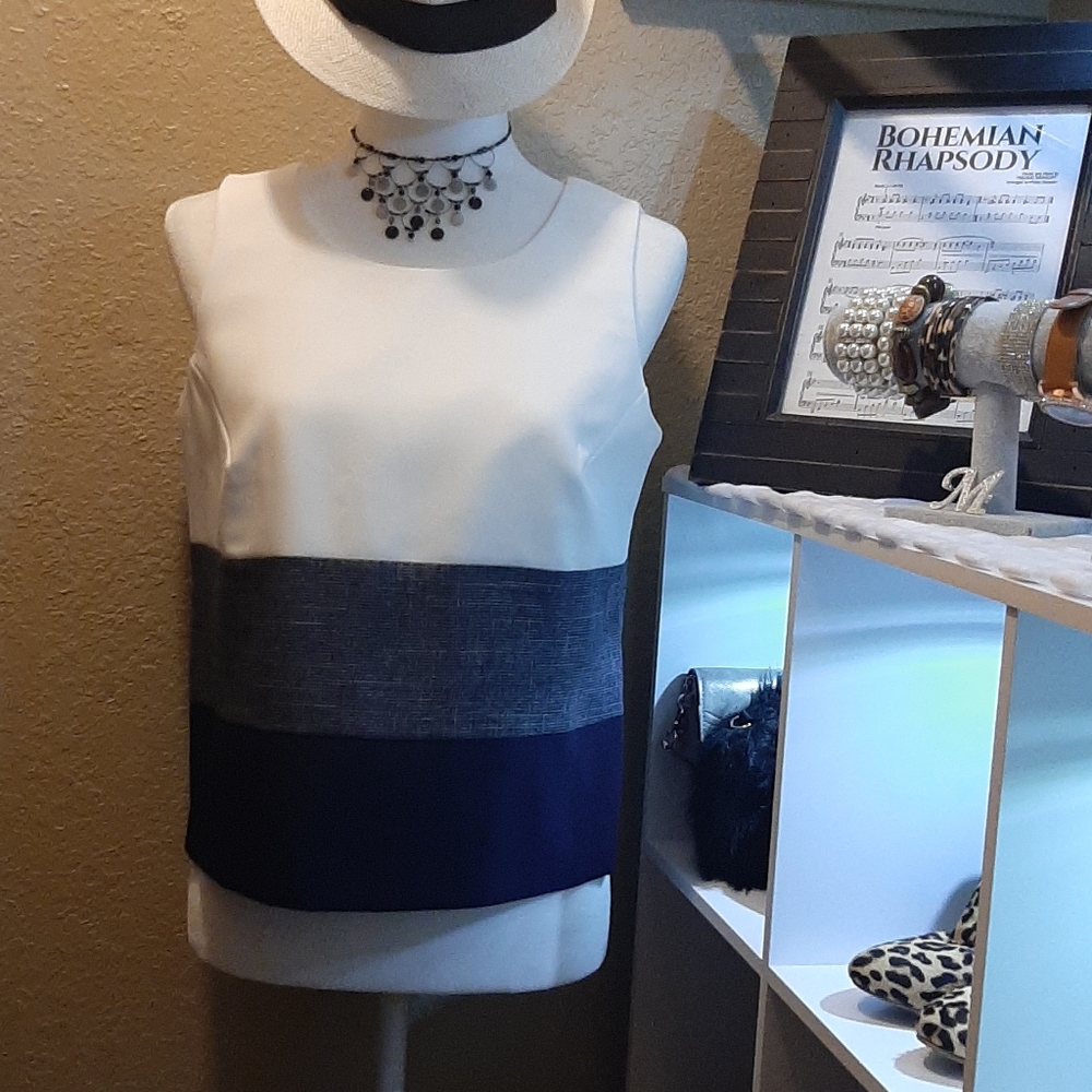 Dressy white sleeveless top size 8